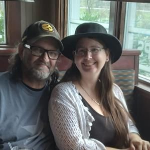 Meet your Posher, Eve